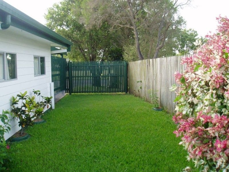 34 Mansfield Drive, BEACONSFIELD QLD 4740, Beaconsfield - Thumbnail 4