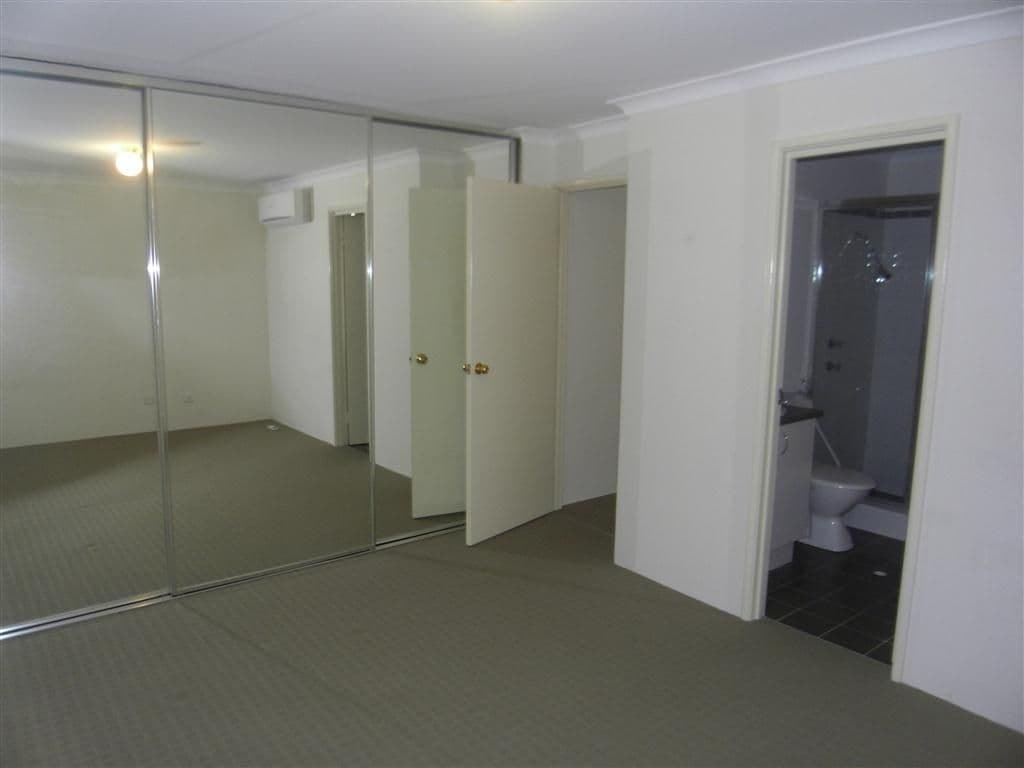 37 Holmes Street, SOUTHERN RIVER WA 6110, Southern River - Thumbnail 5