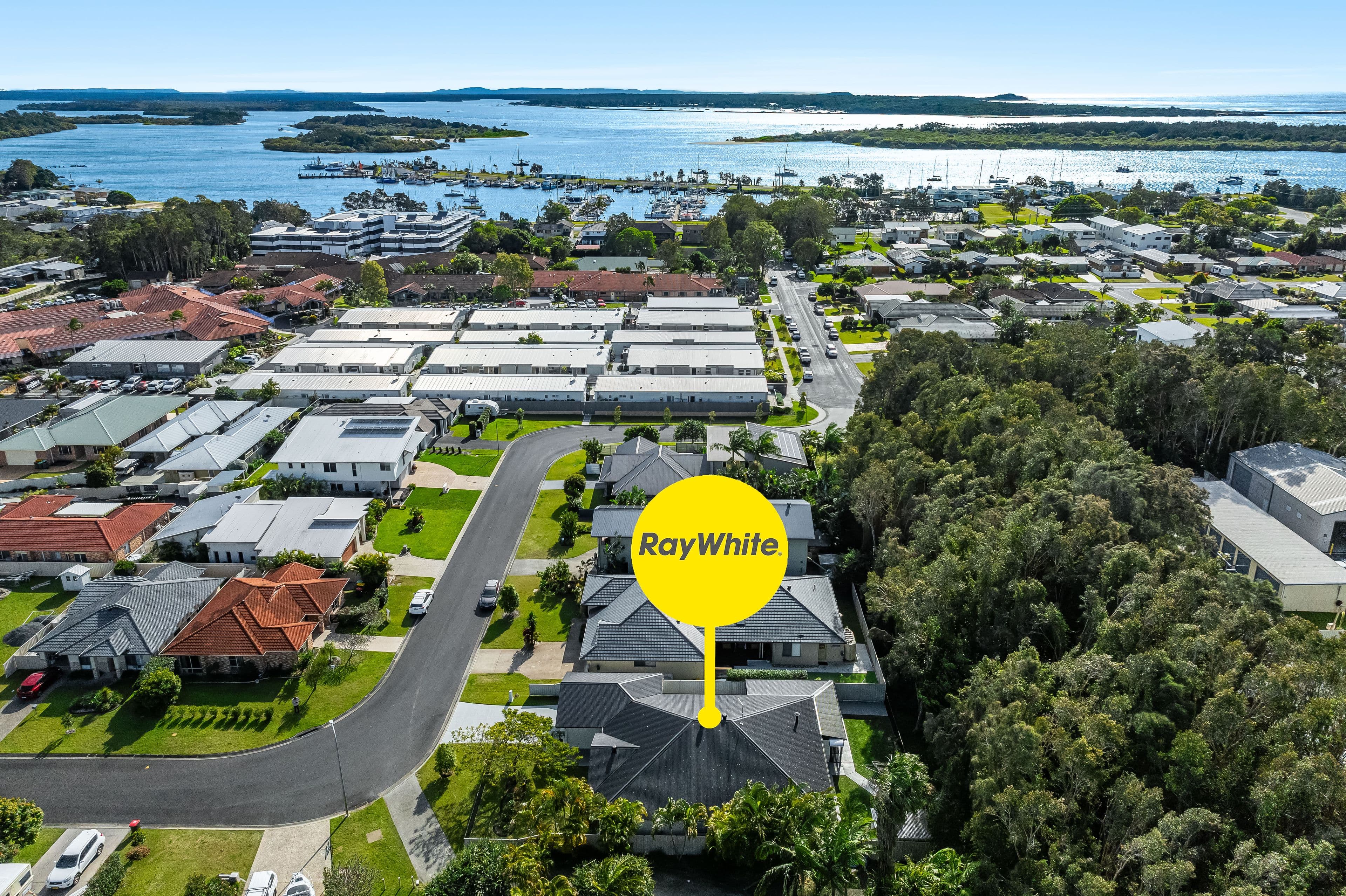 7 William Avenue, Yamba NSW 2464, Yamba - Thumbnail 2