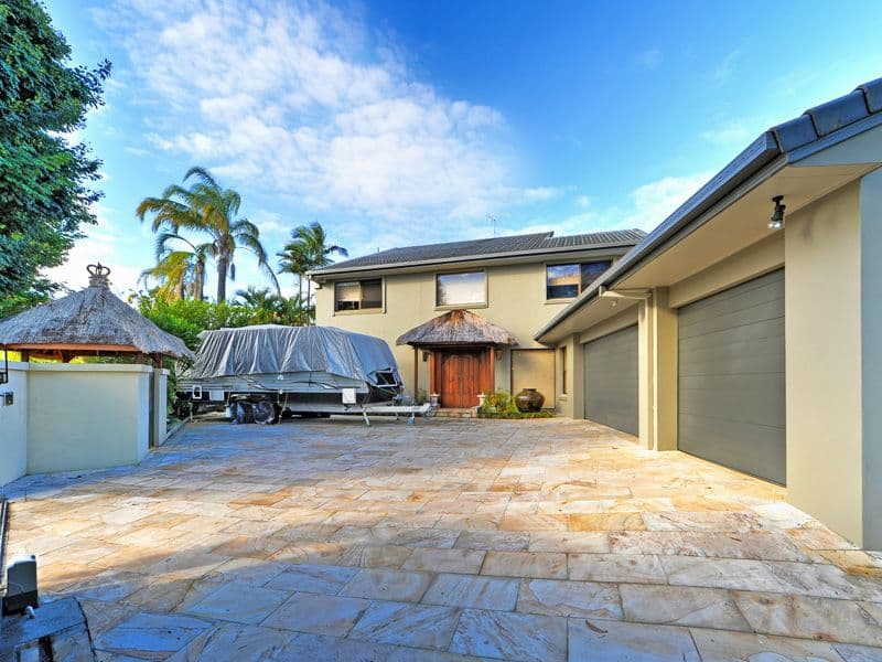 7 Kavieng Crescent, RUNAWAY BAY QLD 4216, Runaway Bay - Thumbnail 3