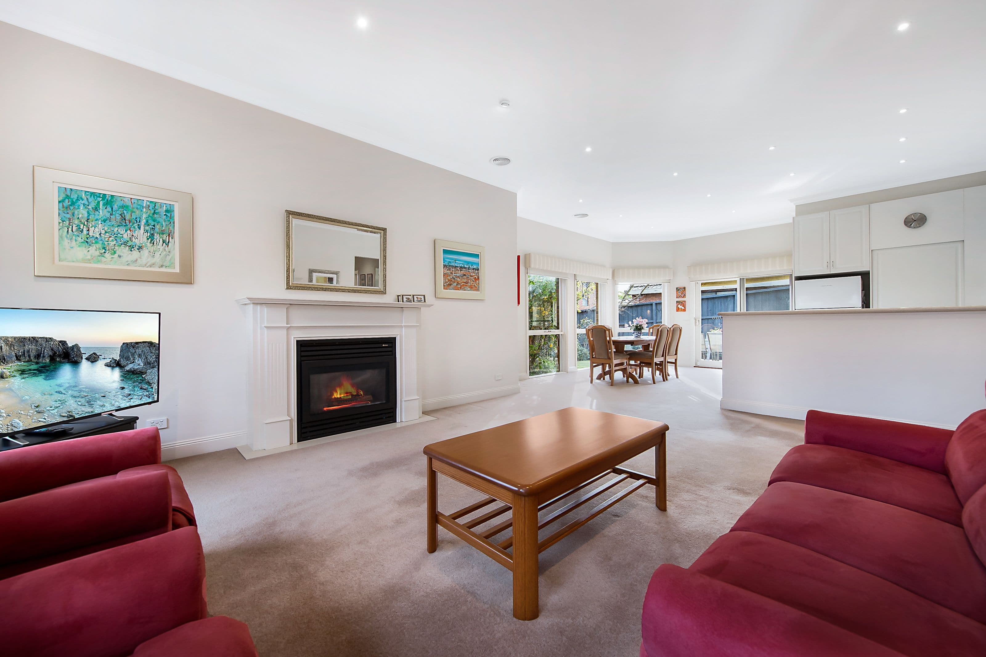 23 Cheviot Road, Mount Waverley VIC 3149, Mount Waverley - Thumbnail 2