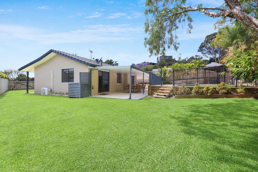 30 Paul Court, Carrara QLD 4211, Carrara - Thumbnail 2