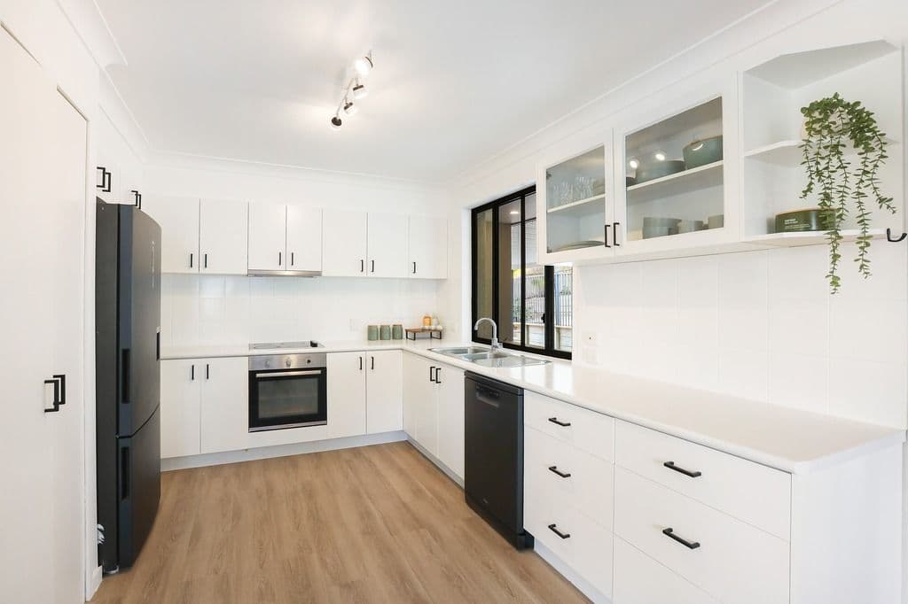 30 Paul Court, Carrara QLD 4211, Carrara - Thumbnail 5