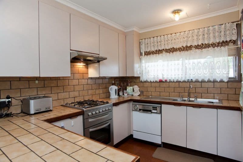 2 Magnolia Court, LALOR VIC 3075, Lalor - Thumbnail 8