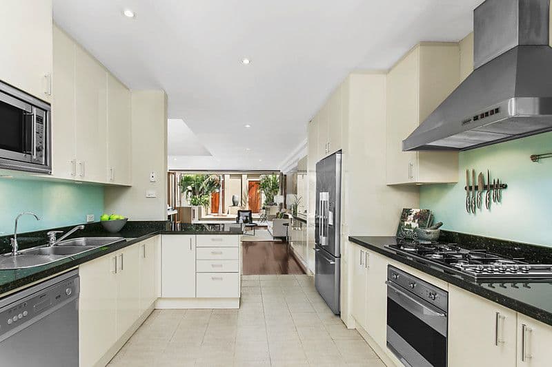126 Fletcher Street, WOOLLAHRA NSW 2025, Woollahra - Thumbnail 3