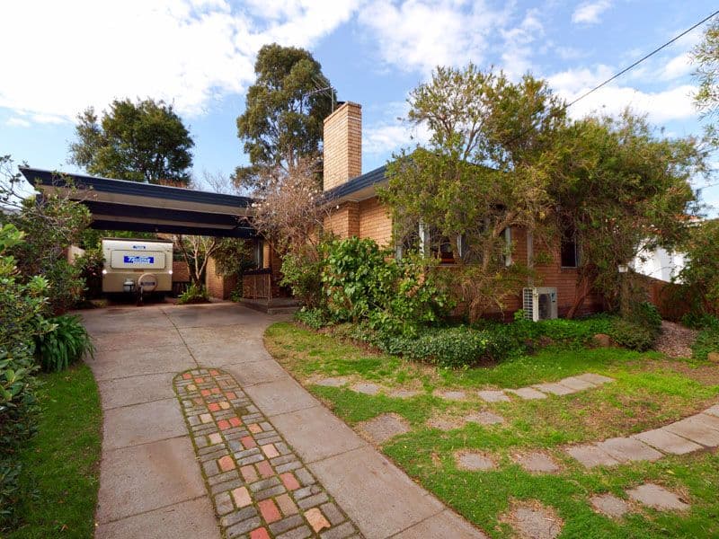 5 Sharrock Drive, DINGLEY VILLAGE VIC 3172, Dingley Village - Thumbnail 3