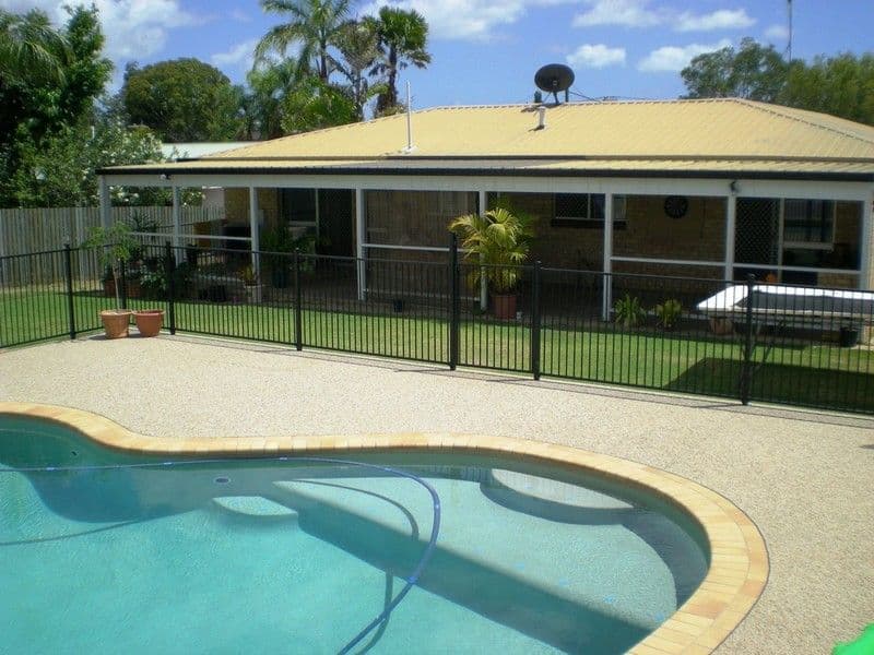 27 Avokahville Avenue, AVOCA QLD 4670, Avoca - Image 1