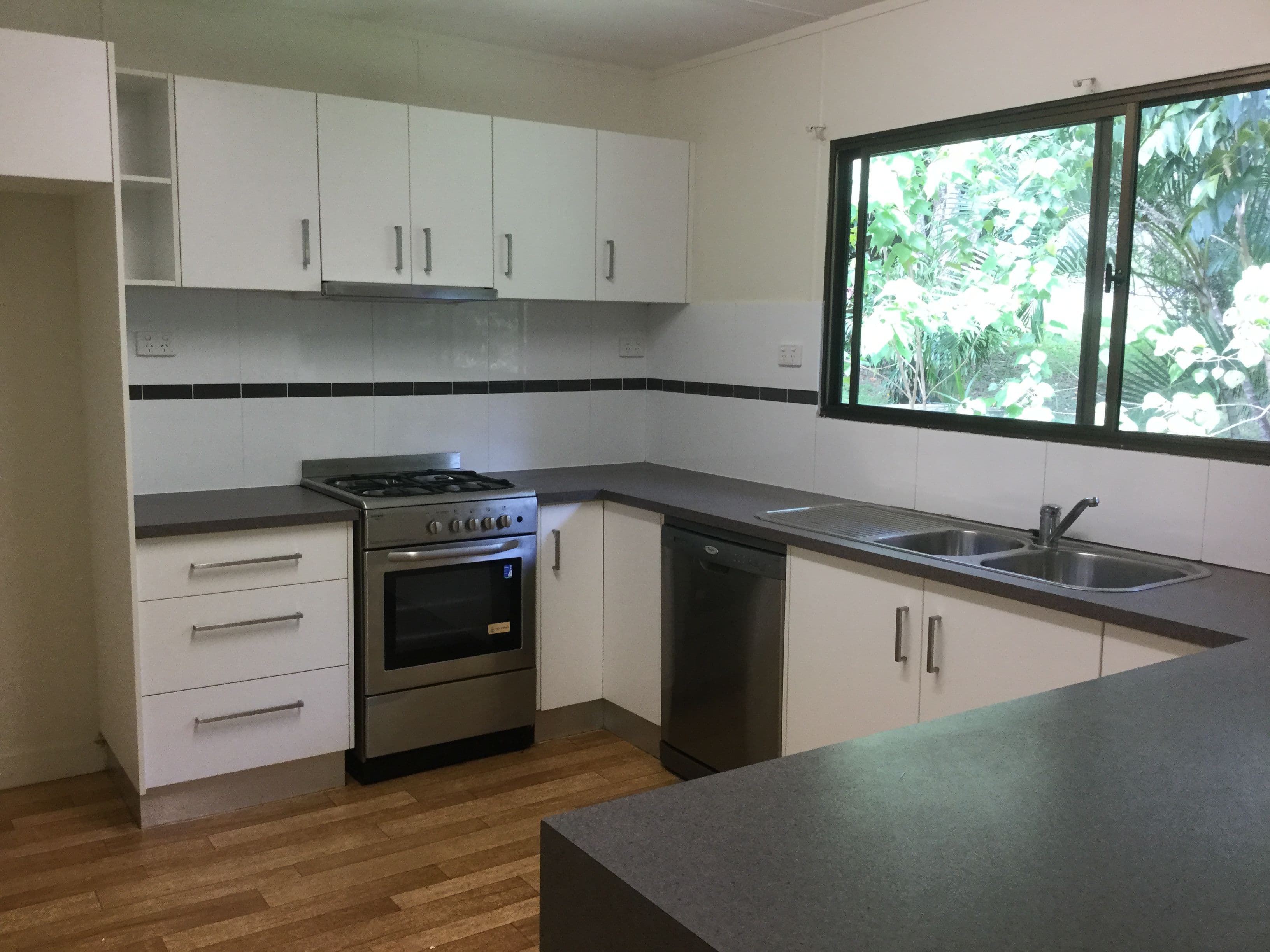 6 Coolsprings Close, Kuranda QLD 4881, Kuranda - Thumbnail 2