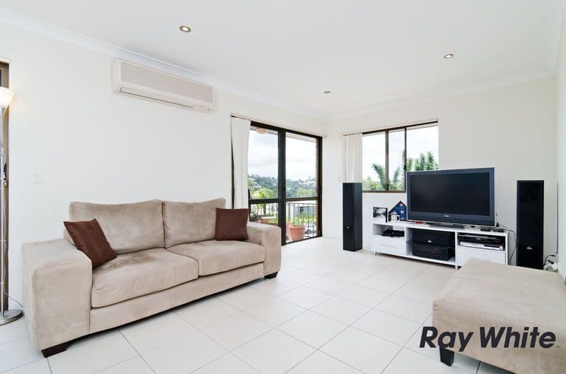 32 Terrace Street, Newmarket QLD 4051, Newmarket - Thumbnail 3