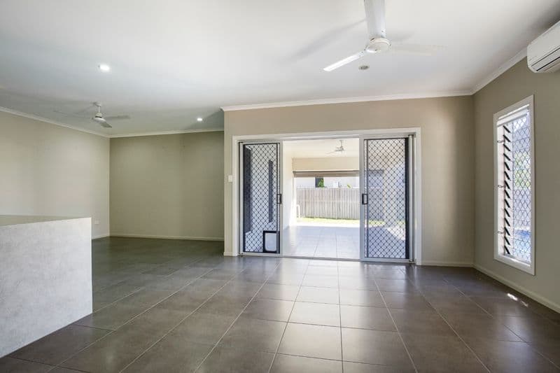 10-12 Bilbao Place, Bushland Beach QLD 4818, Bushland Beach - Thumbnail 5