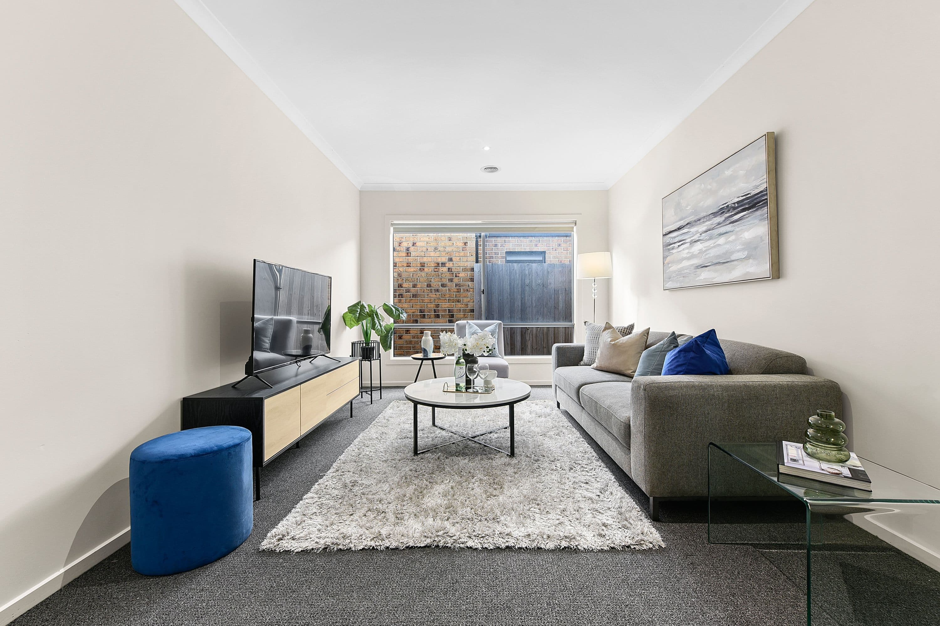 6 Chambers Crescent, Cranbourne North VIC 3977, Cranbourne North - Thumbnail 2