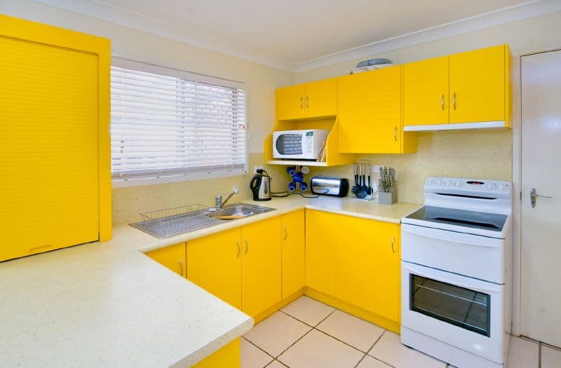 408 Richardson Road, NORMAN GARDENS QLD 4701, Norman Gardens - Thumbnail 2