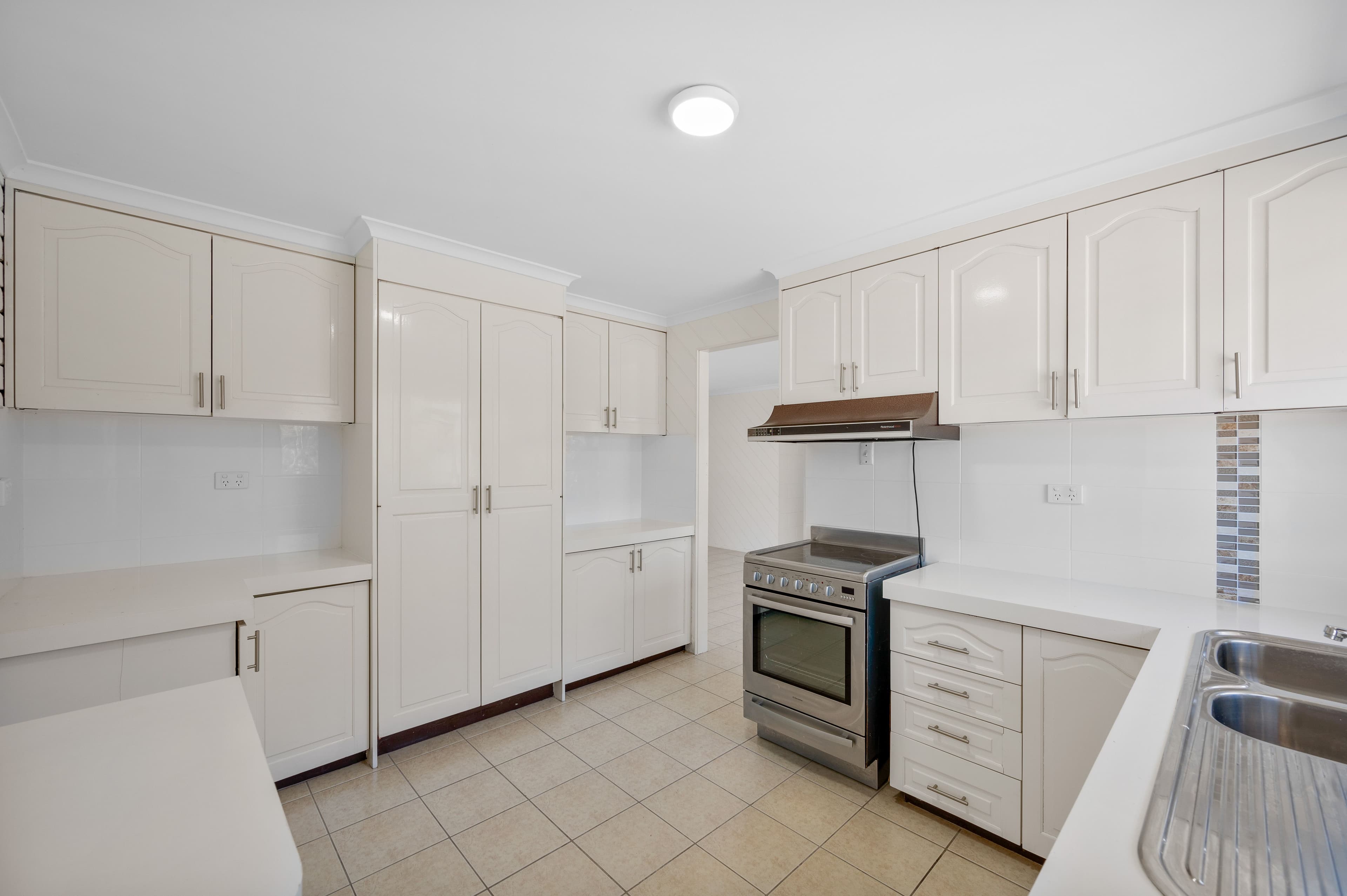 114 Yalkarra Crescent, Wurdong Heights QLD 4680, Wurdong Heights - Thumbnail 6