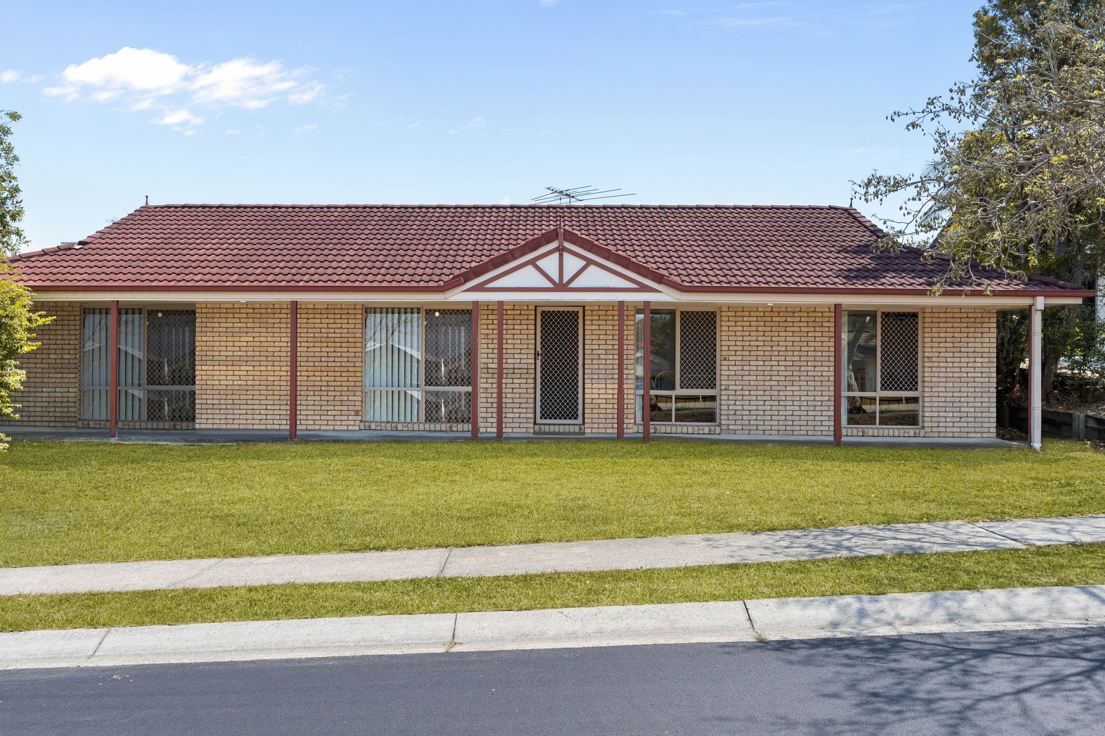 2 Spinny Court, Margate QLD 4019, Margate - Image 1