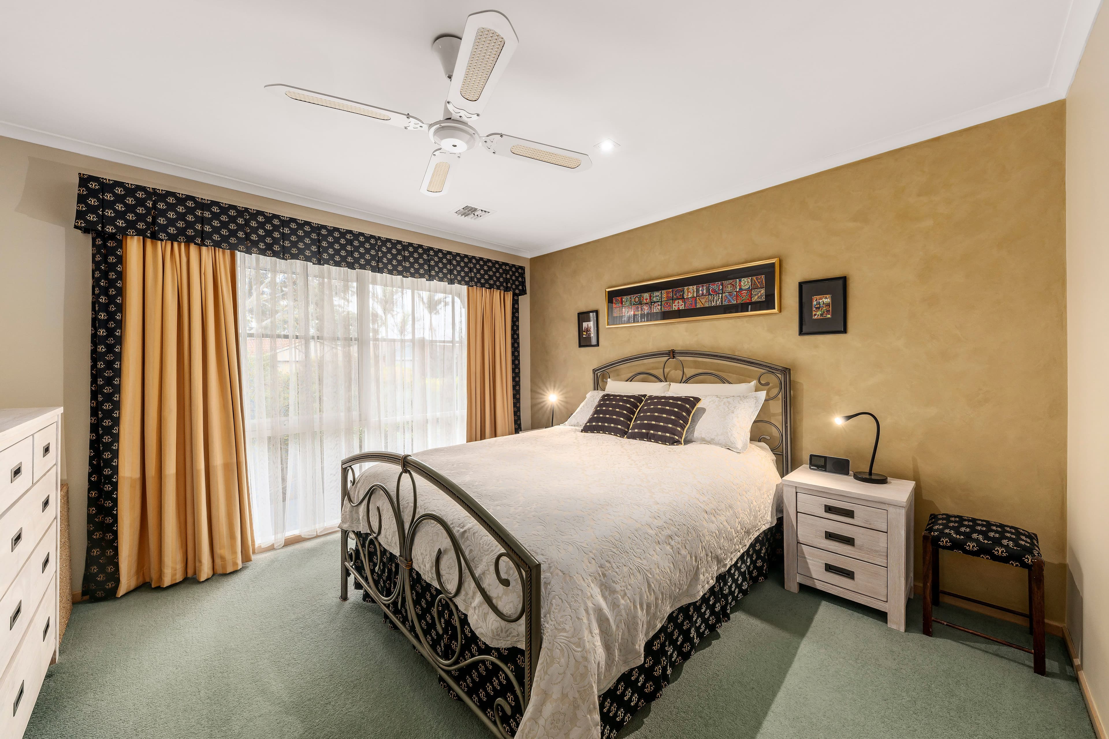 11 Carroll Crescent, Mill Park VIC 3082, Mill Park - Thumbnail 5