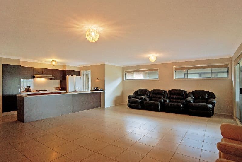 14 Sloop Avenue, SHELL COVE NSW 2529, Shell Cove - Thumbnail 2