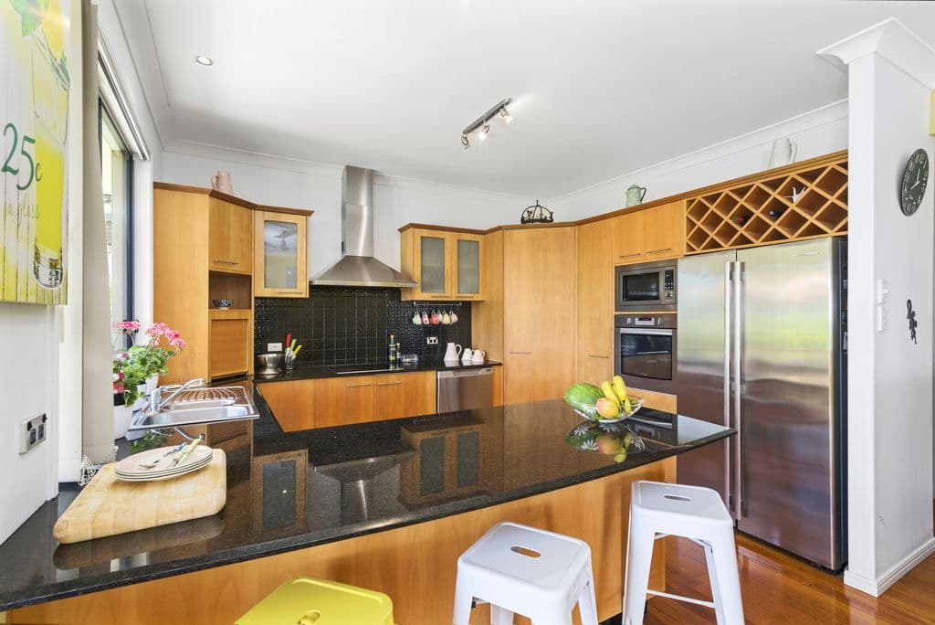 28 Forest Drive, Elanora QLD 4221, Elanora - Thumbnail 4