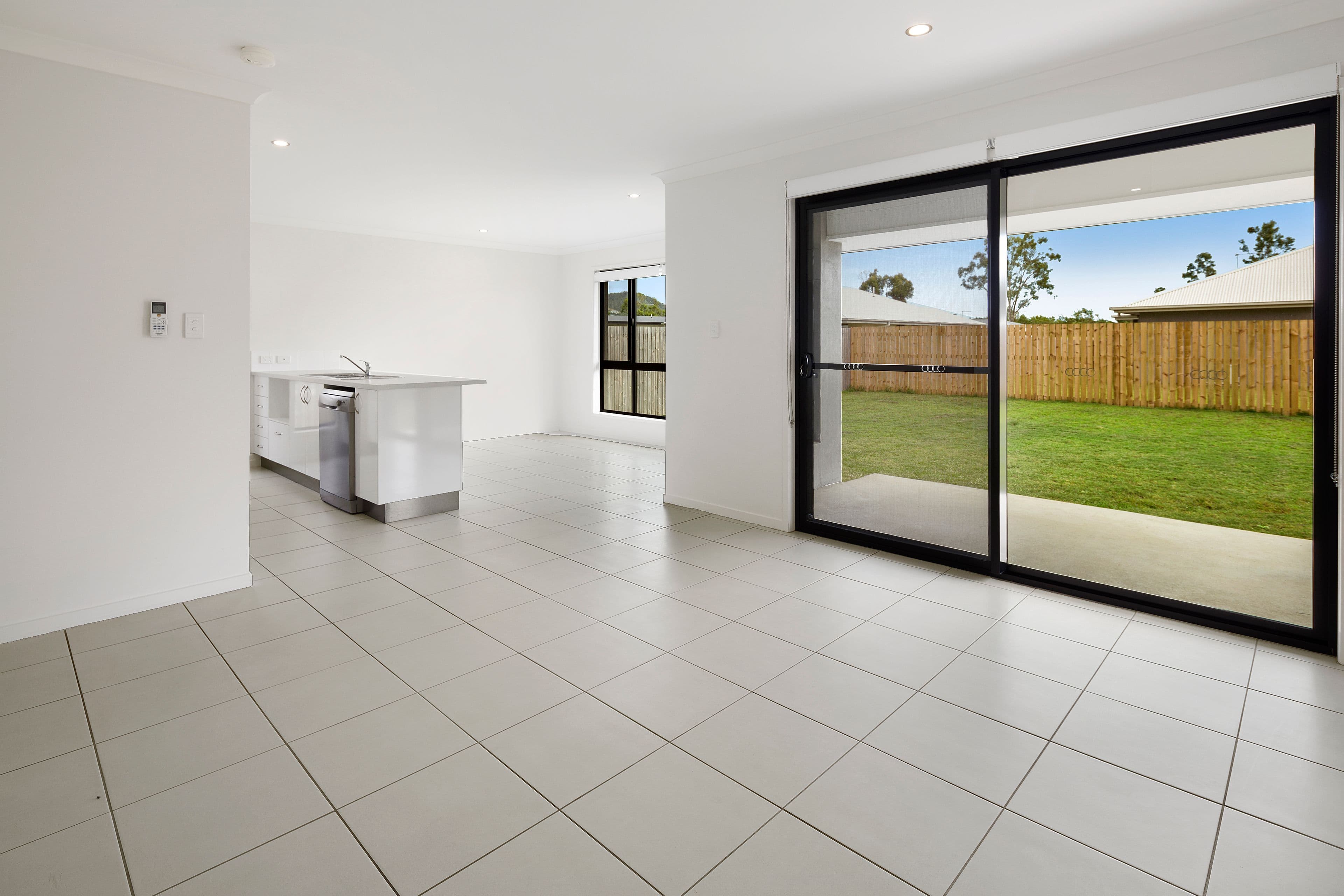 13 Olivia Street, Cannonvale QLD 4802, Cannonvale - Thumbnail 5