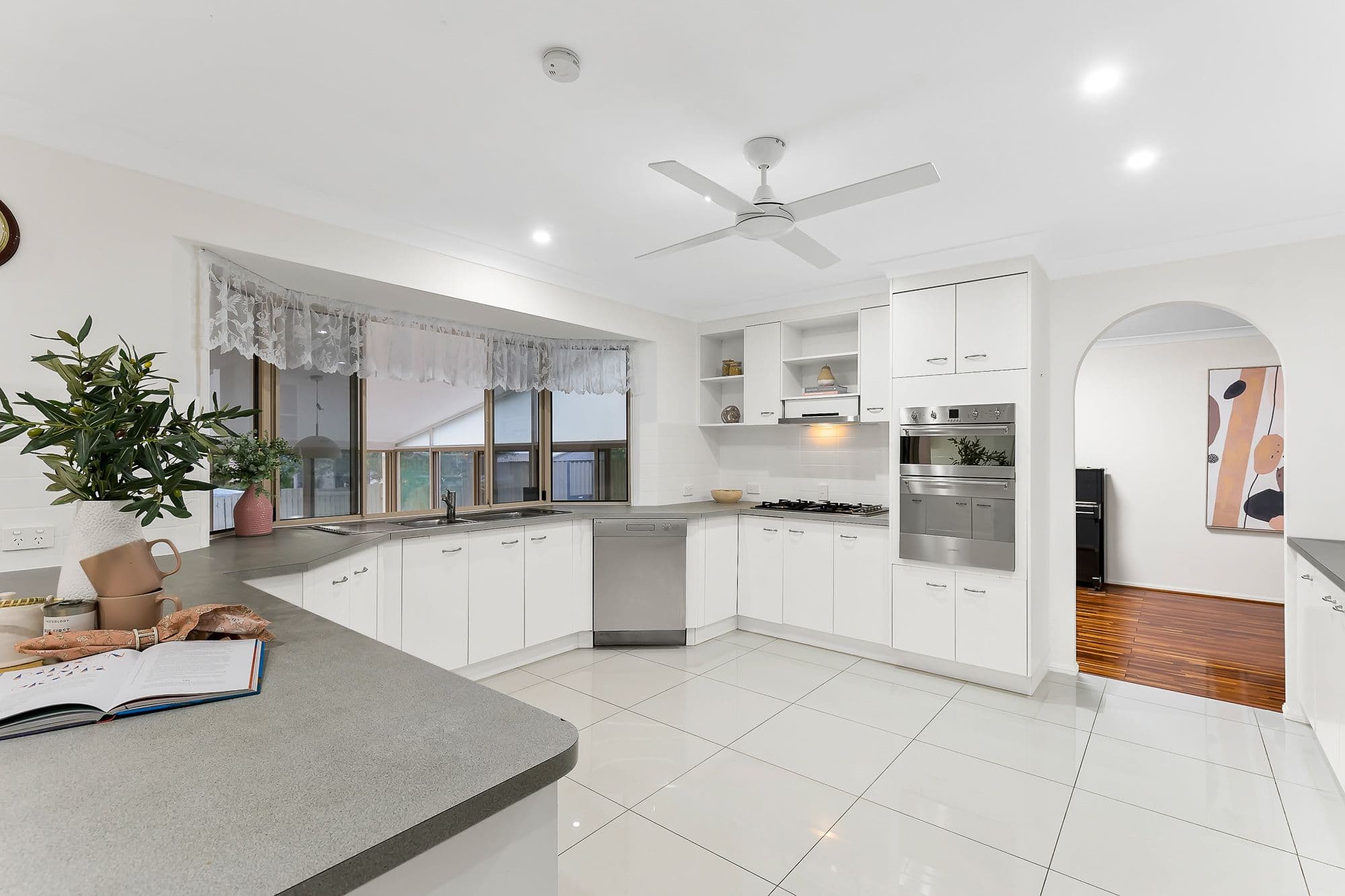 4 Kakirra Place, Eight Mile Plains QLD 4113, Eight Mile Plains - Thumbnail 7