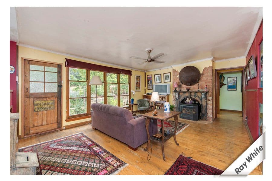 24 Denman Street, YARRALUMLA ACT 2600, Yarralumla - Thumbnail 2