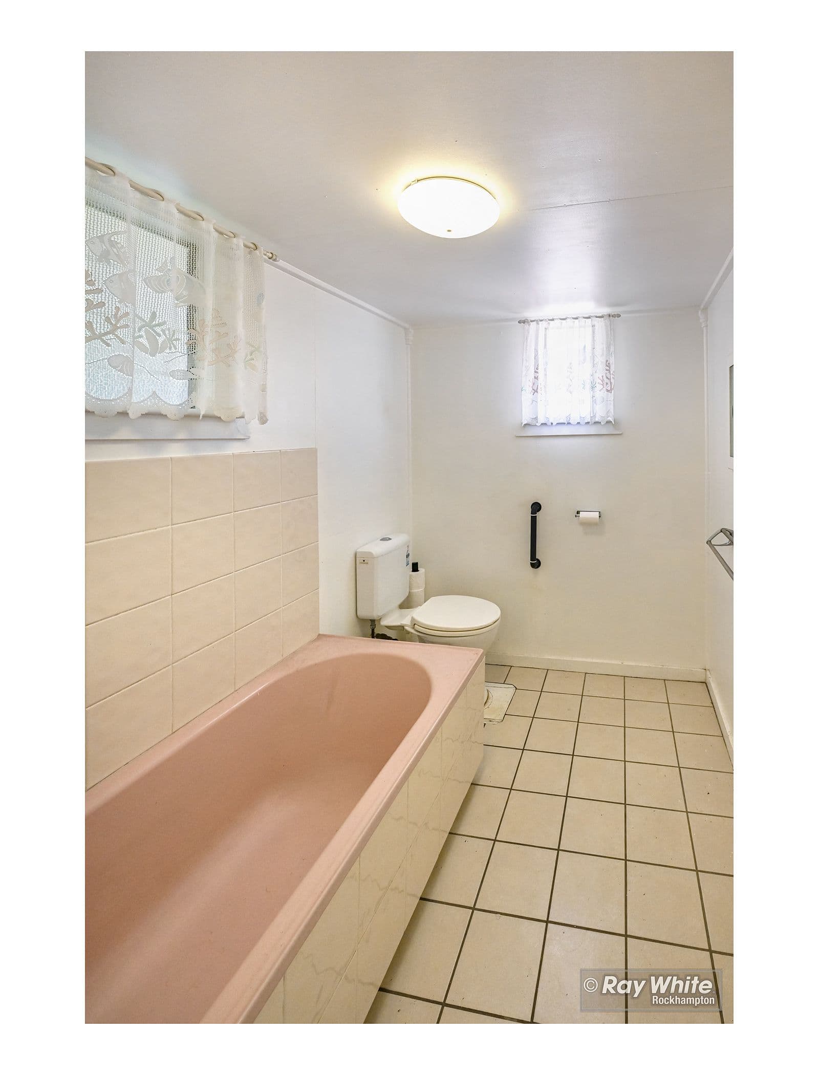 11-15 FRANCIS Street, Depot Hill QLD 4700, Depot Hill - Thumbnail 5