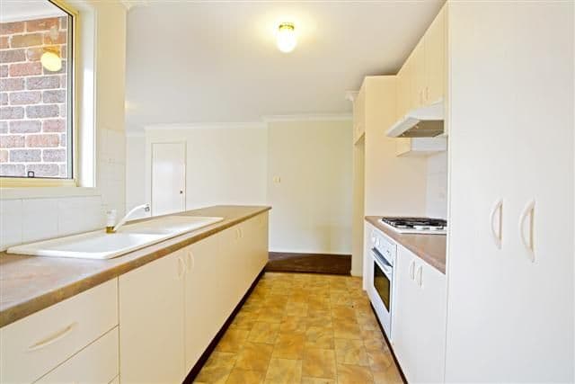 36 Camellia Avenue, GLENMORE PARK NSW 2745, Glenmore Park - Thumbnail 5