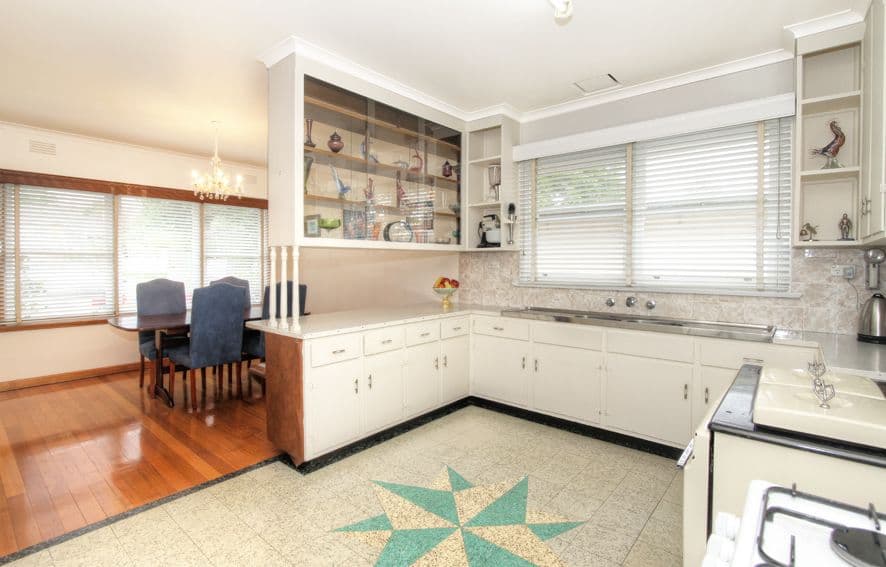 15 Papua Street, WATSONIA VIC 3087, Watsonia - Thumbnail 4