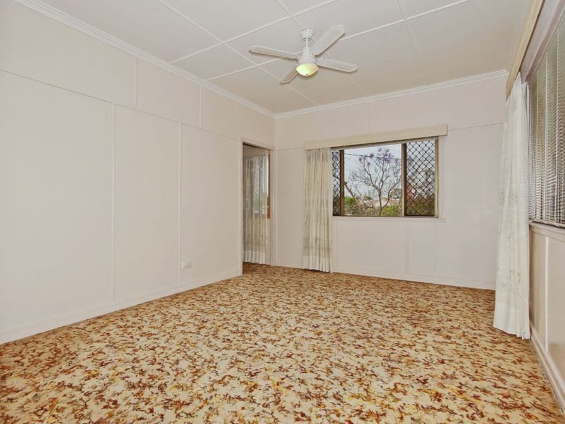 54 Taabinga Street, WAVELL HEIGHTS QLD 4012, Wavell Heights - Thumbnail 4