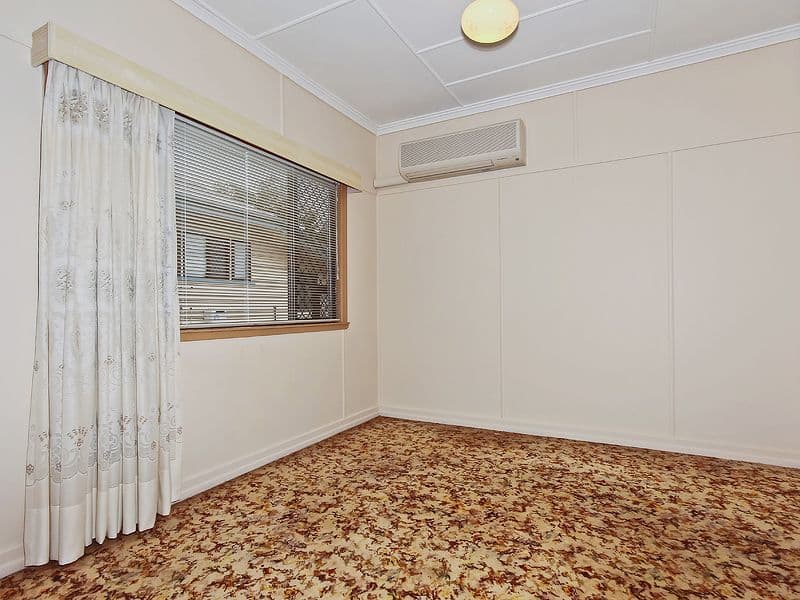 54 Taabinga Street, WAVELL HEIGHTS QLD 4012, Wavell Heights - Thumbnail 5