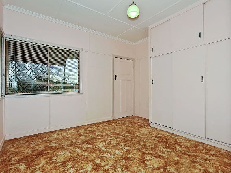 54 Taabinga Street, WAVELL HEIGHTS QLD 4012, Wavell Heights - Thumbnail 6
