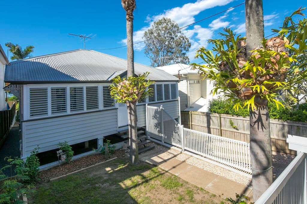 15 Miles Street, Hawthorne QLD 4171, Hawthorne - Thumbnail 2