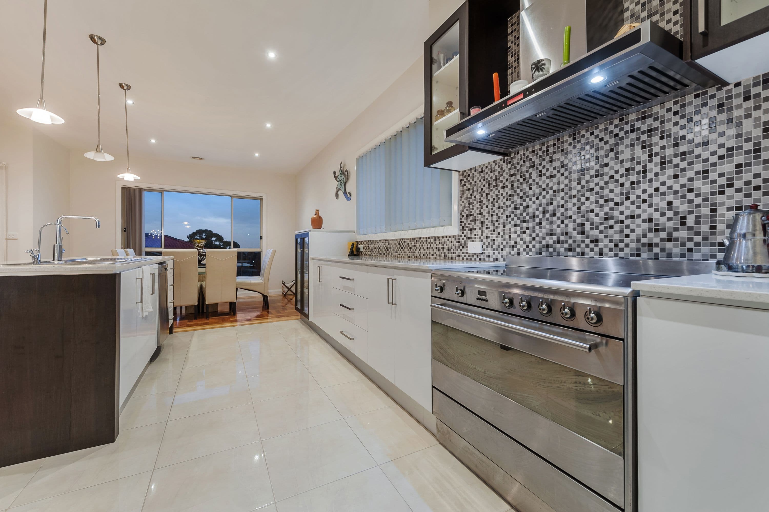 14 Thomas Street, Roxburgh Park VIC 3064, Roxburgh Park - Thumbnail 4
