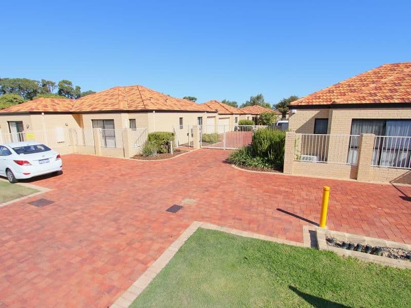 8 Toledo Close, Cannington WA 6107, Cannington - Thumbnail 3