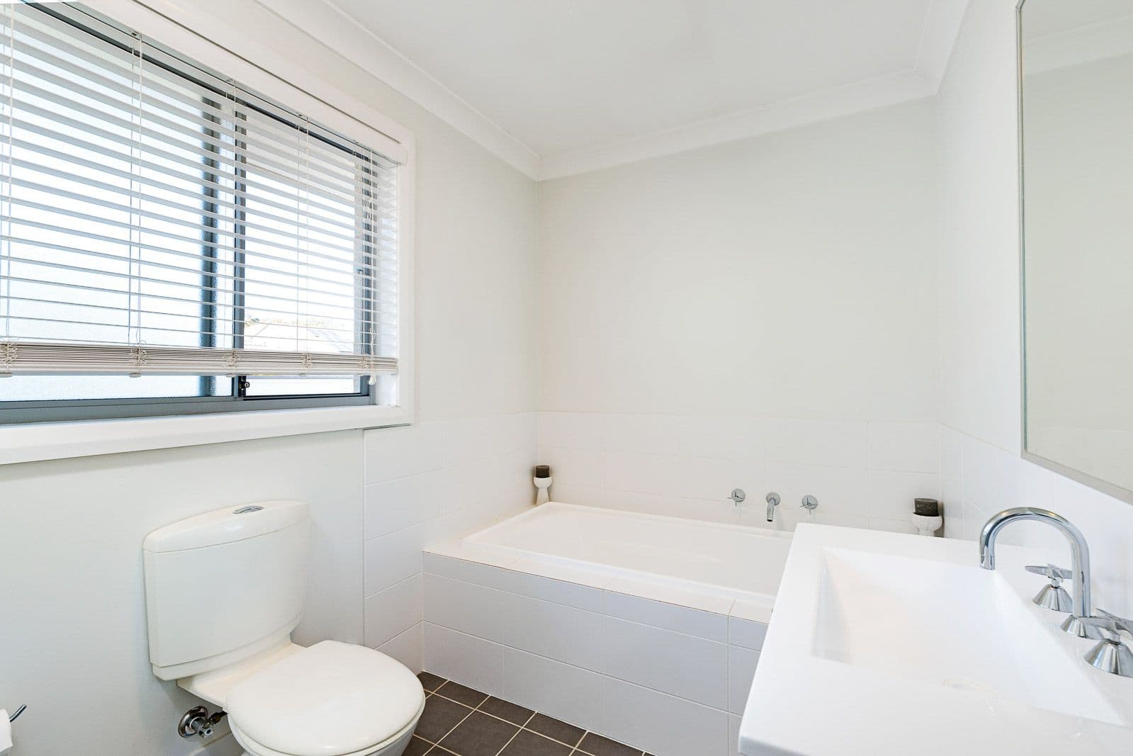 5 Mindona Street, Leumeah NSW 2560, Leumeah - Thumbnail 3