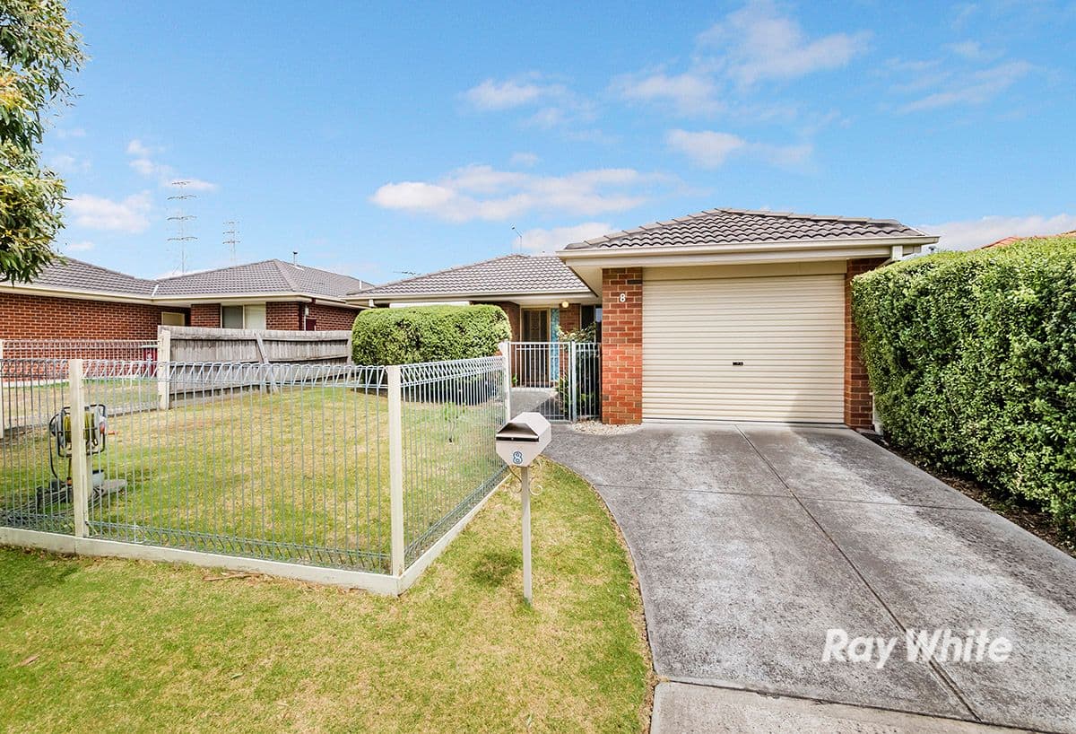 8 Fishburn Place, Cranbourne West VIC 3977, Cranbourne West - Image 1