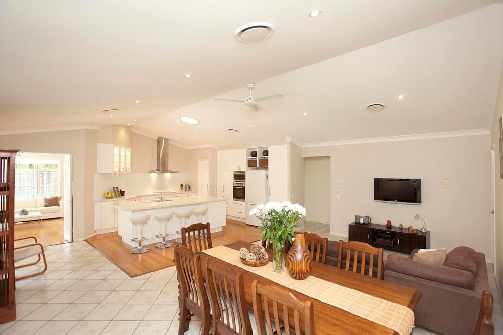 9 Westgate Place, THE GAP QLD 4061, The Gap - Thumbnail 2