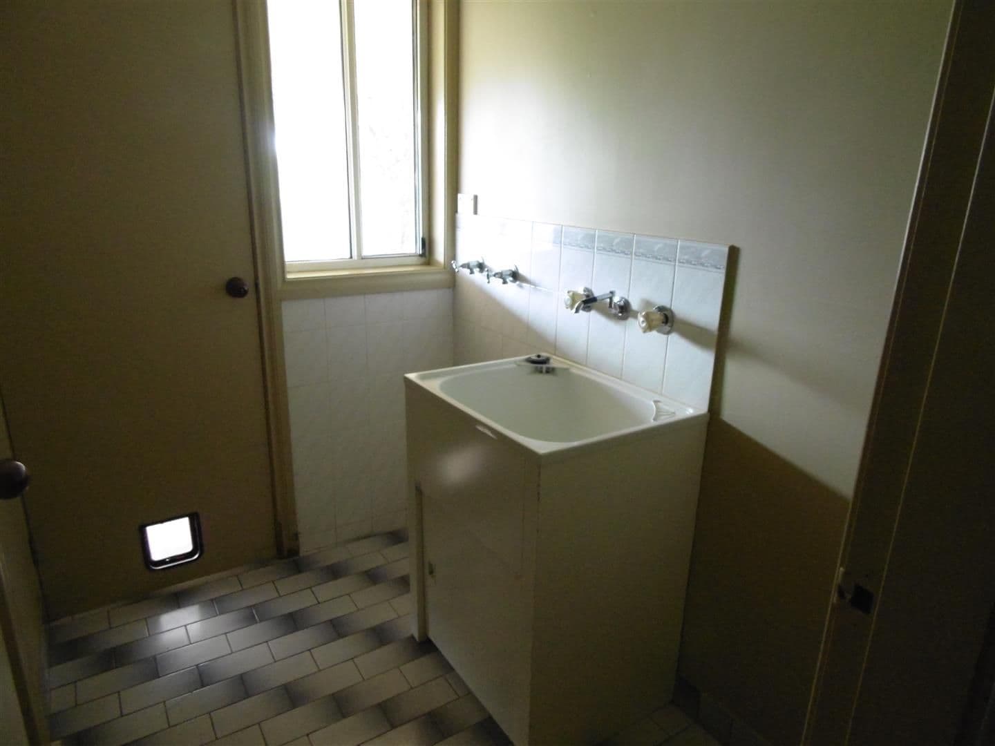1 Danilenko Street, Parkes - Thumbnail 8