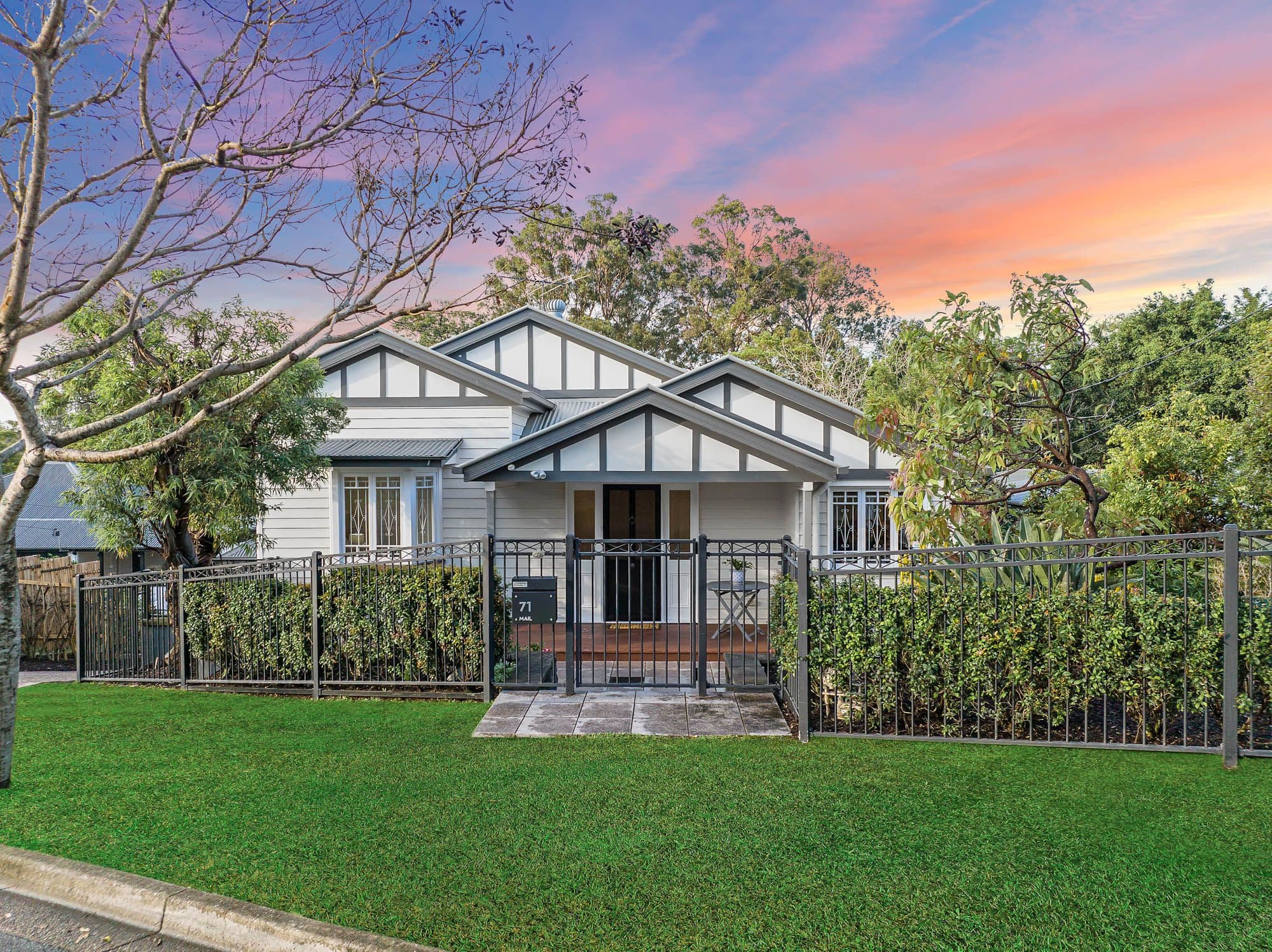71 Northam Avenue, Bardon QLD 4065, Bardon - Thumbnail 2