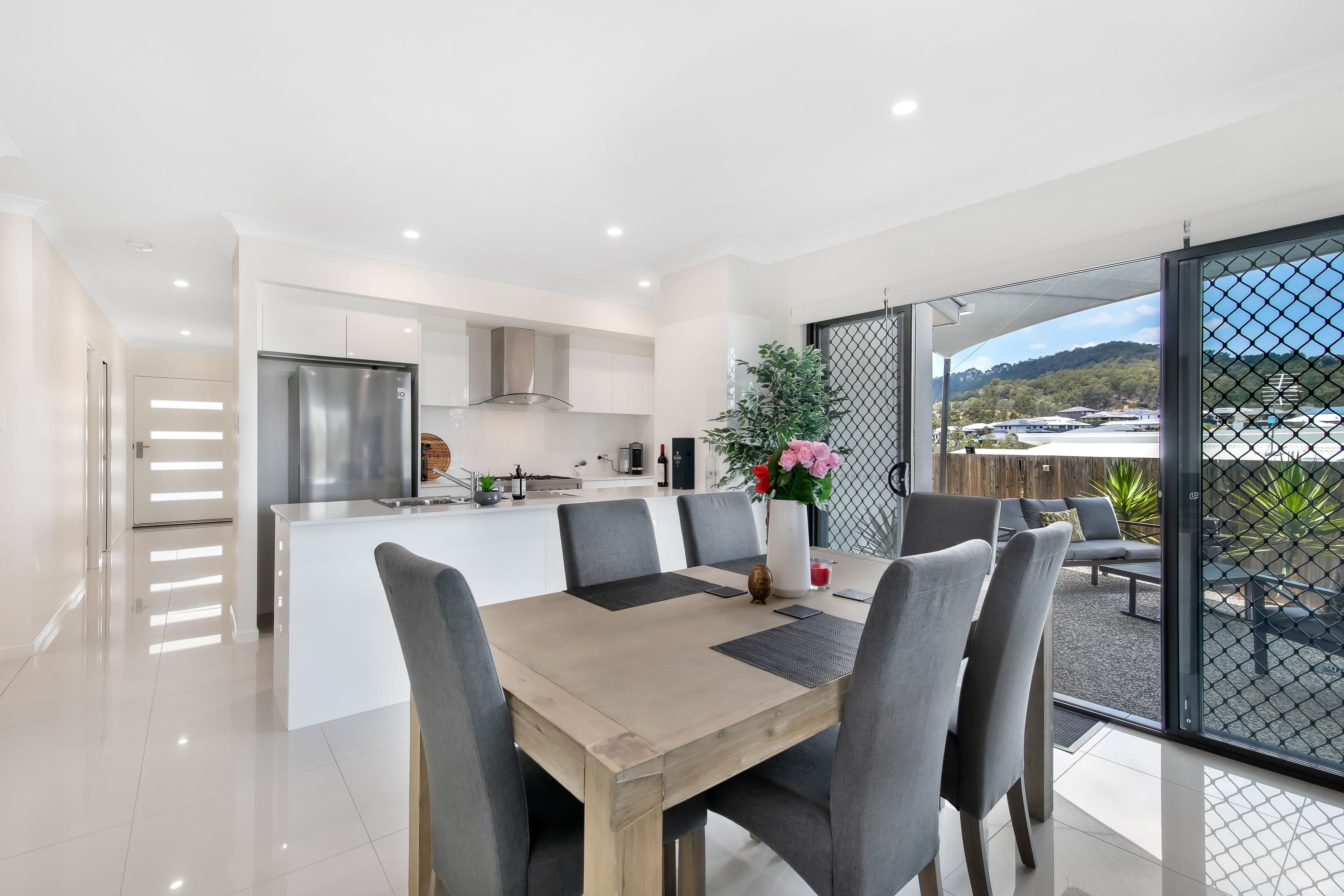 8 Alford Court, Maudsland QLD 4210, Maudsland - Thumbnail 5