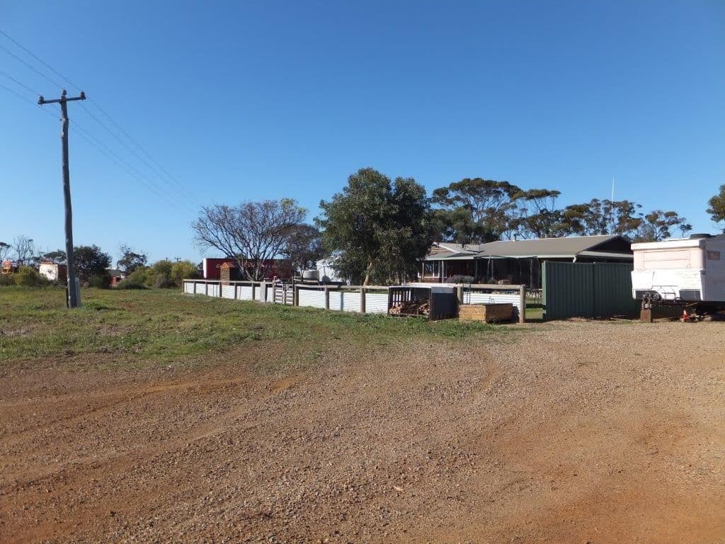 1 Martin Street, Ravensthorpe WA 6346, Ravensthorpe - Thumbnail 2