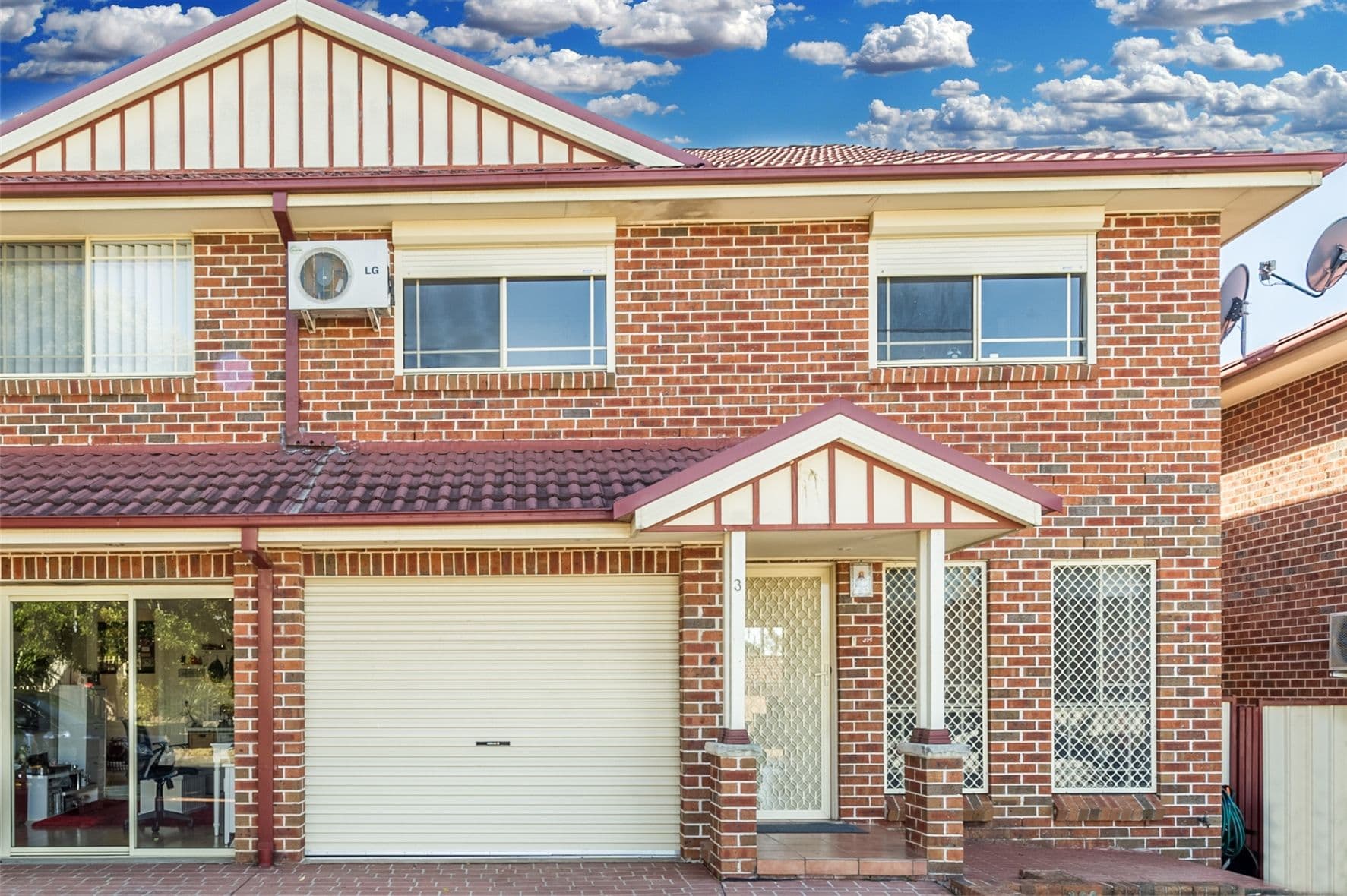 53 Fitzgerald Avenue, Edensor Park - Image 1