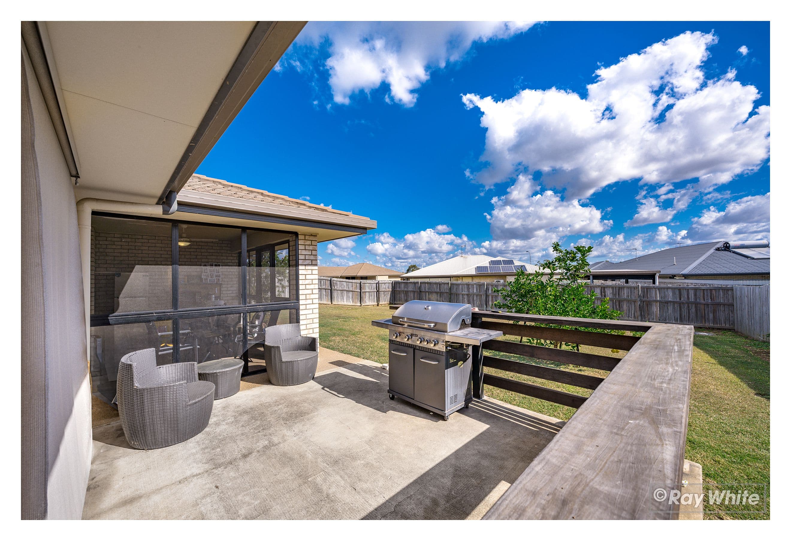 7 Argyle Avenue, Parkhurst QLD 4702, Parkhurst - Thumbnail 2