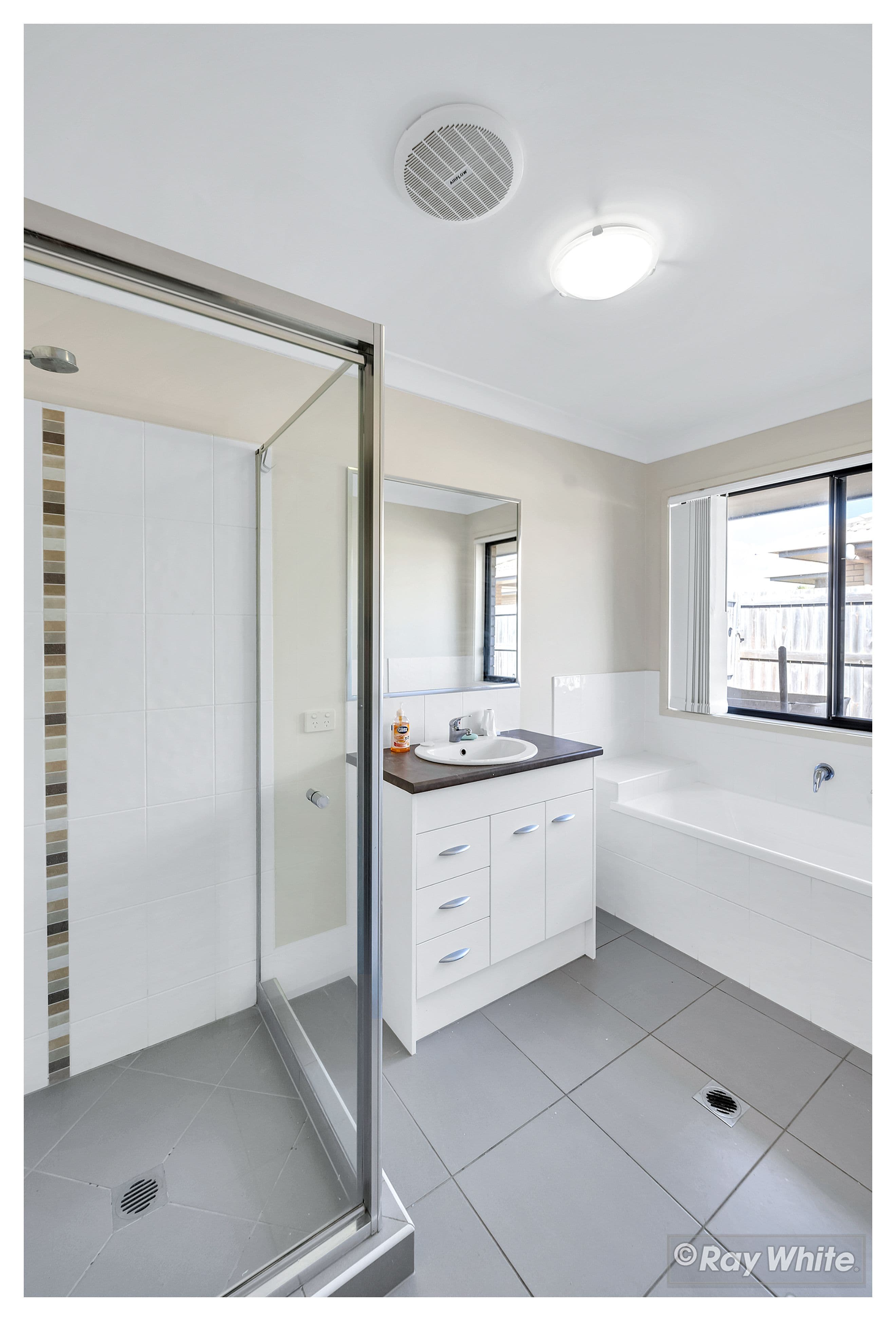 7 Argyle Avenue, Parkhurst QLD 4702, Parkhurst - Thumbnail 8