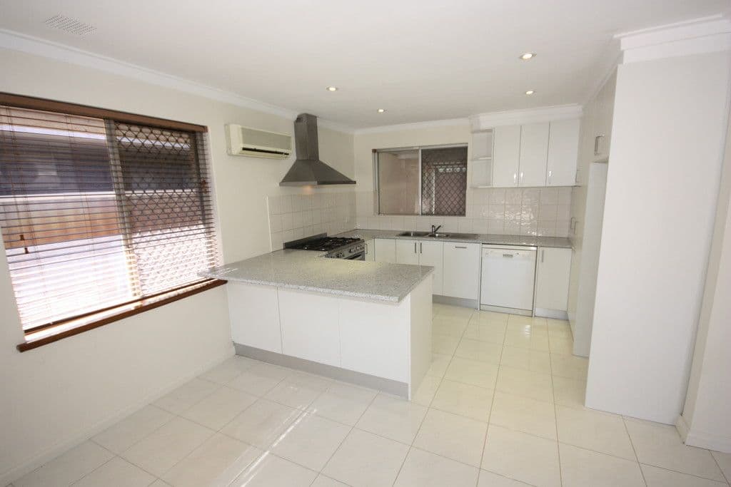 14 Southwark Way, Morley WA 6062, Morley - Thumbnail 3