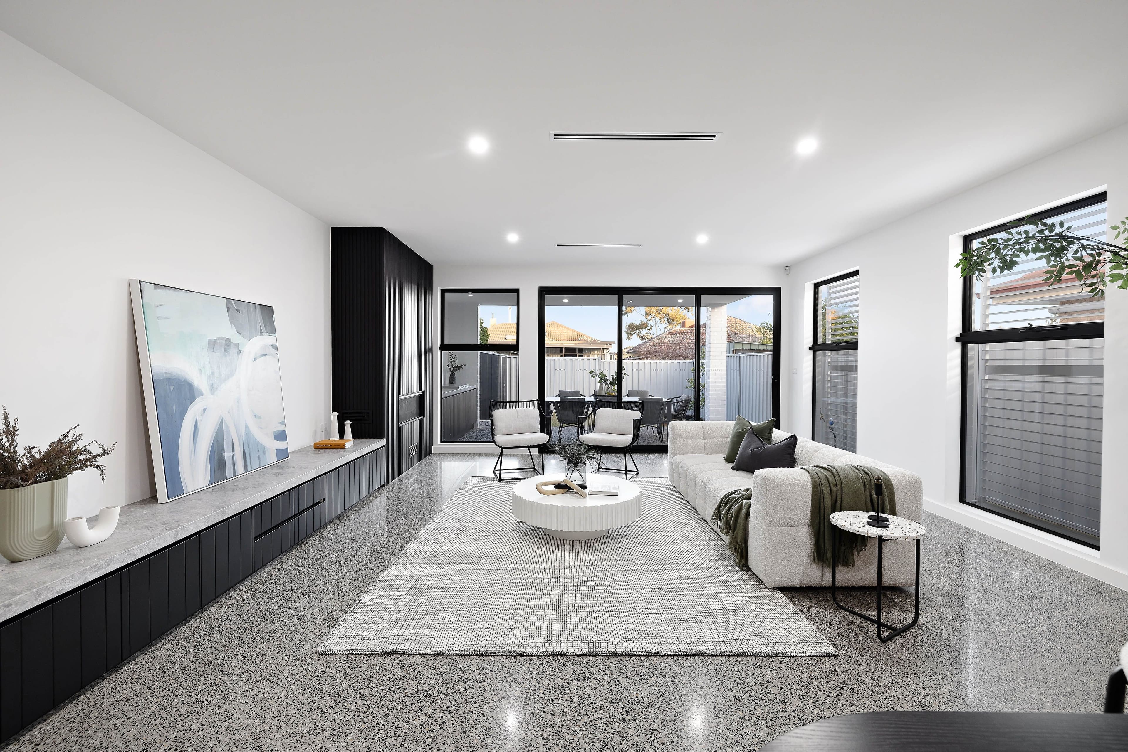 100 Loongana Avenue, Glenroy VIC 3046, Glenroy - Thumbnail 5