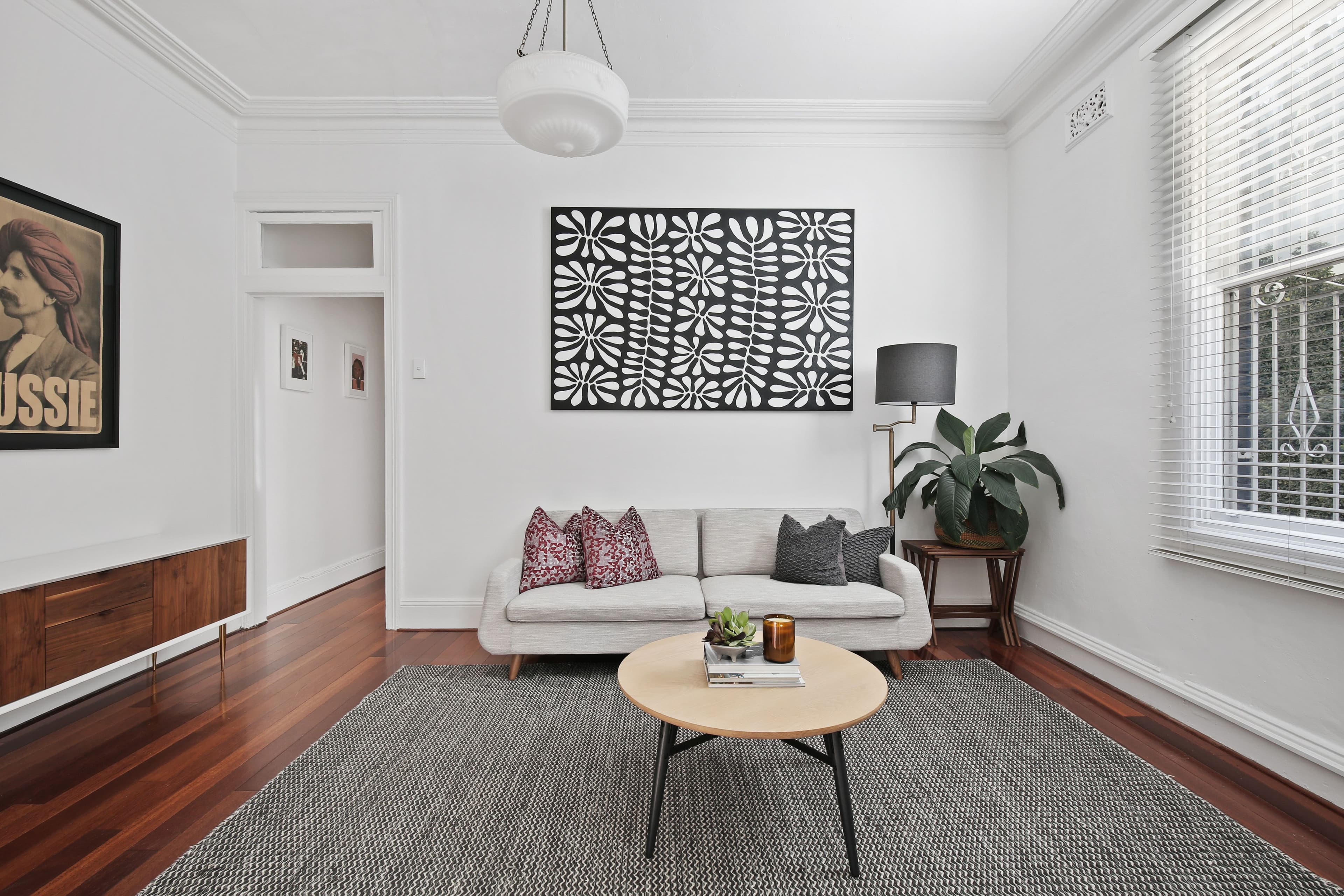 39 Copeland Street, Alexandria - Thumbnail 2