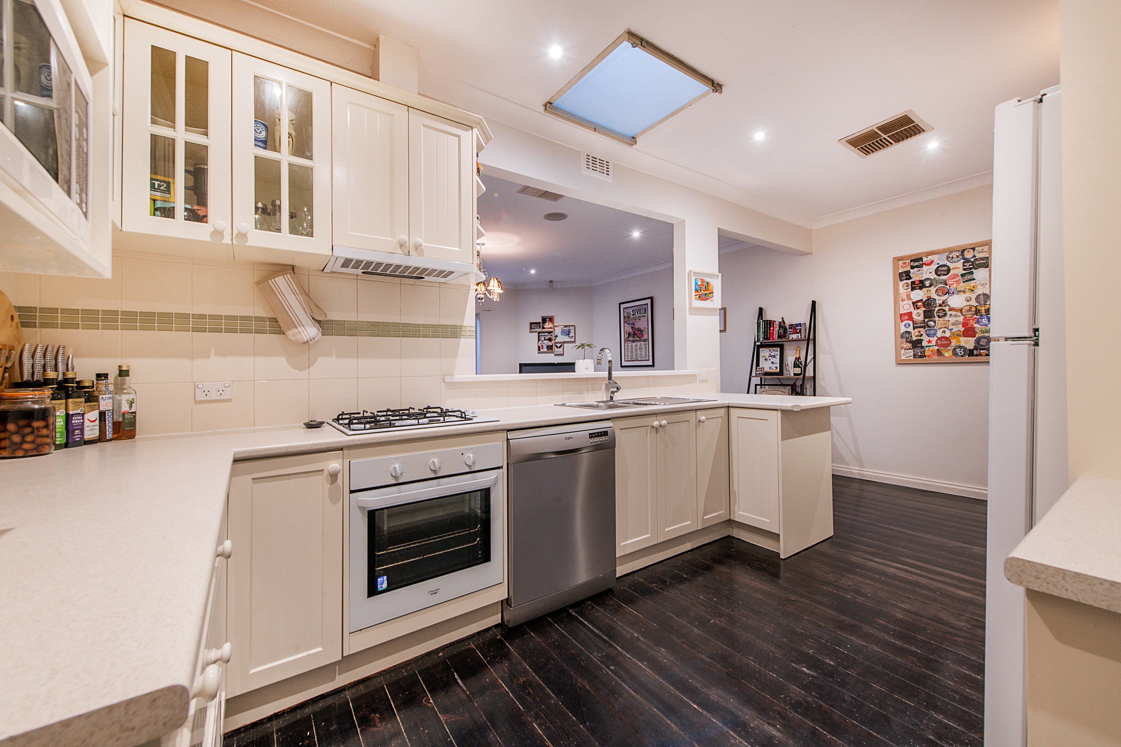 10 Hazelwood Road, Boronia VIC 3155, Boronia - Thumbnail 3