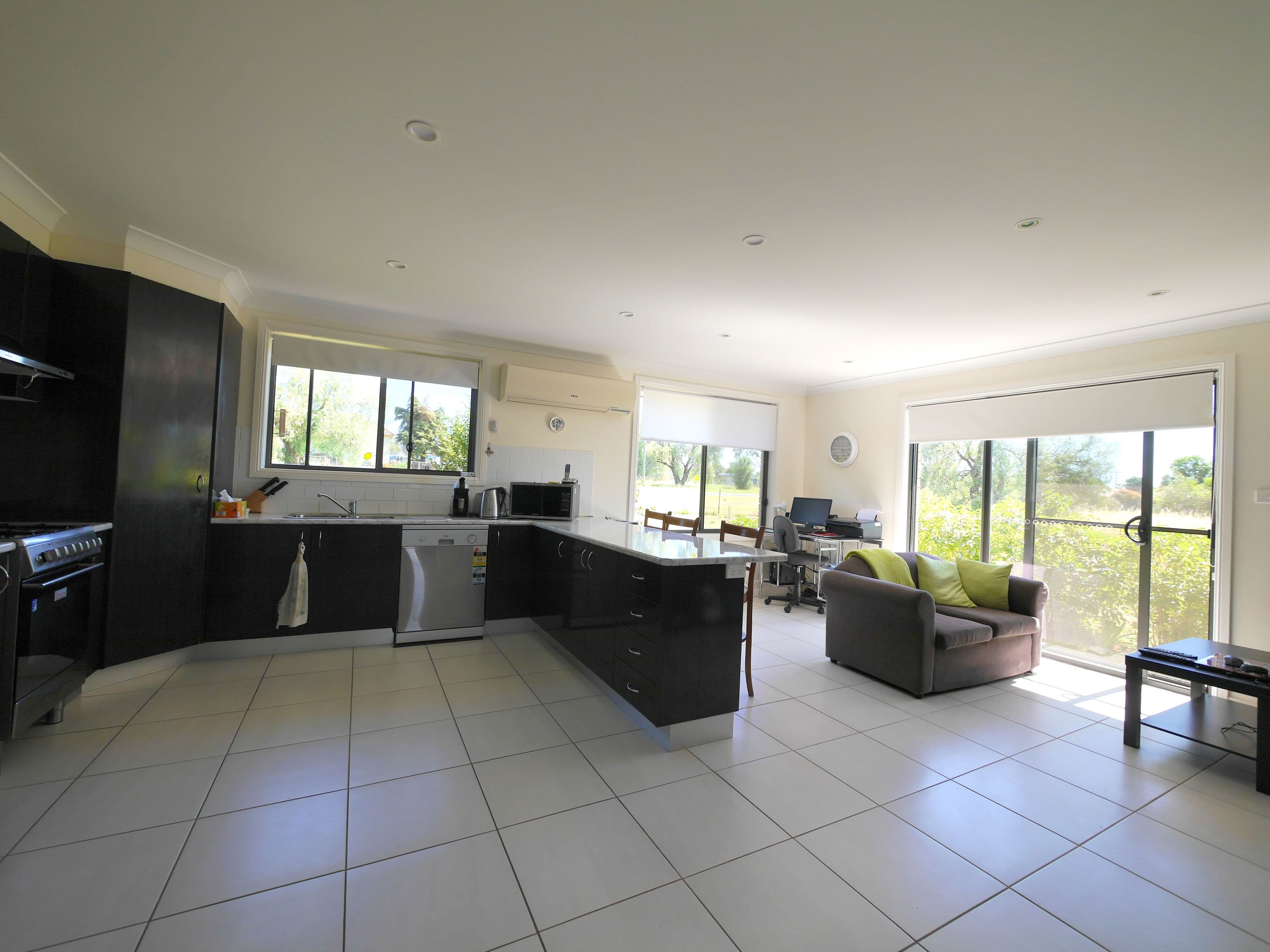14 Stuart Street, Woodstock - Thumbnail 7