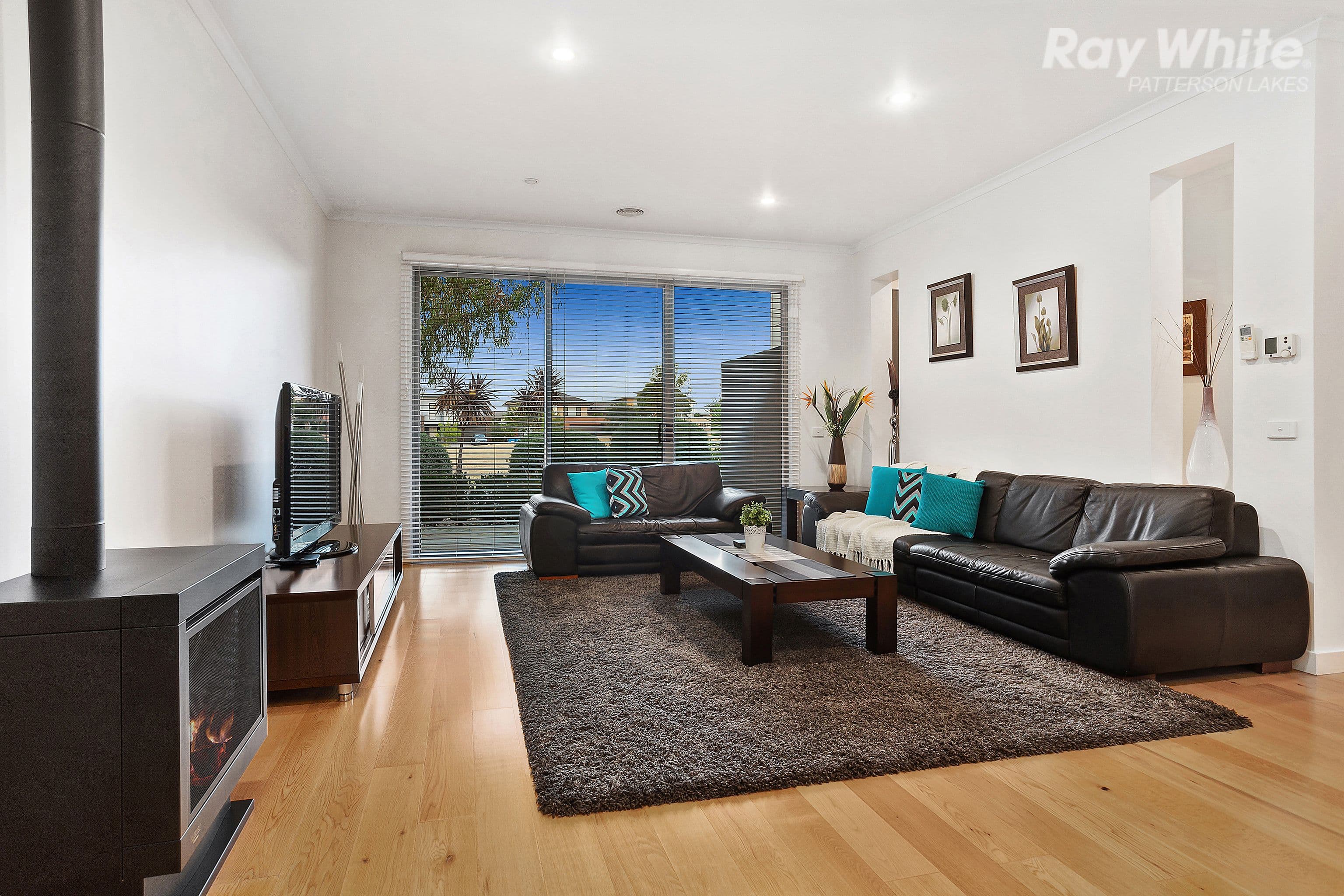 19 Tyrrell Terrace, Waterways VIC 3195, Waterways - Thumbnail 2
