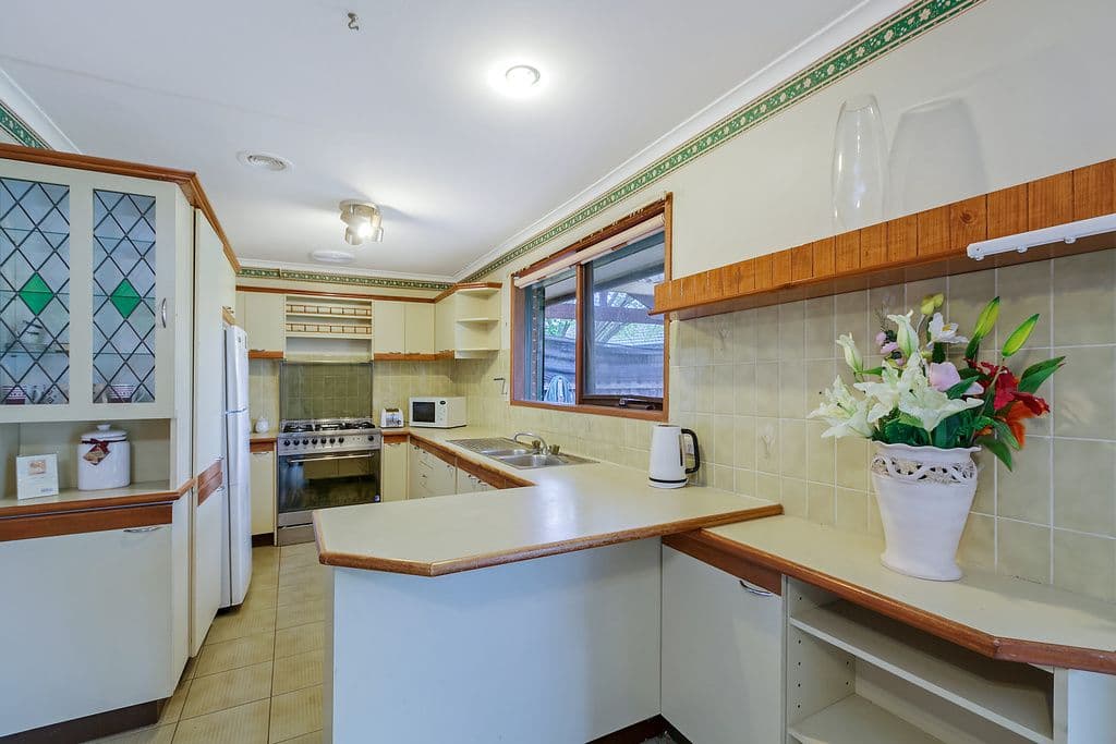 42 Carlisle Drive, EPPING VIC 3076, Epping - Thumbnail 2